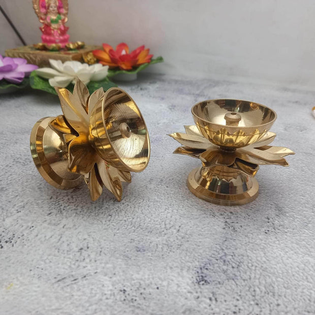 onesilver deepam Brass Flower Vathi Diya