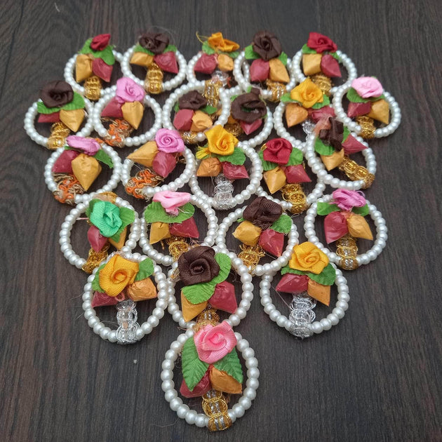 Haldi Kumkum Leaf Shaped 24 pcs set