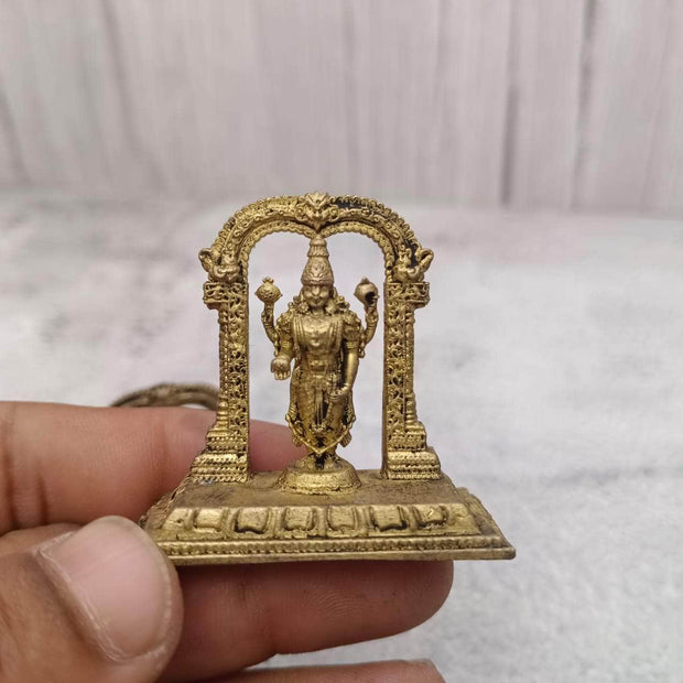 onesilver.in Brass god idol Balaji Brass Balaji/Lakshmi/Saraswathi Idol