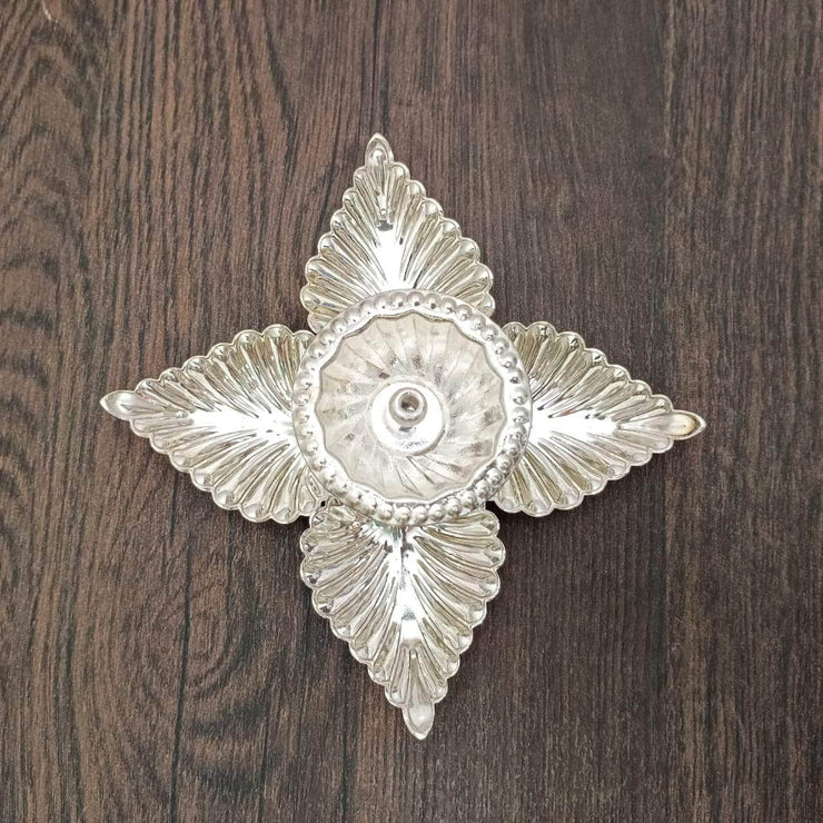 onesilver.in deepa Chatur Leaf Diya