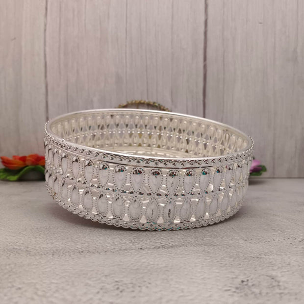 onesilver.in Pooja Basket Gs Butta Round Tray 6213 Gs Butta Round Tray 6213