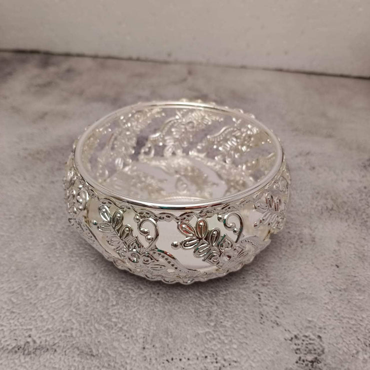 onesilver.in Pooja Basket Gs Floral Round Tray 5415 Gs Floral Round Tray 5415