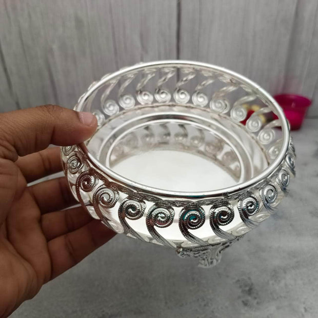 onesilver Pooja Tray GS Pooja Round Leaf Stand Tray GS Pooja Round Leaf Stand Tray