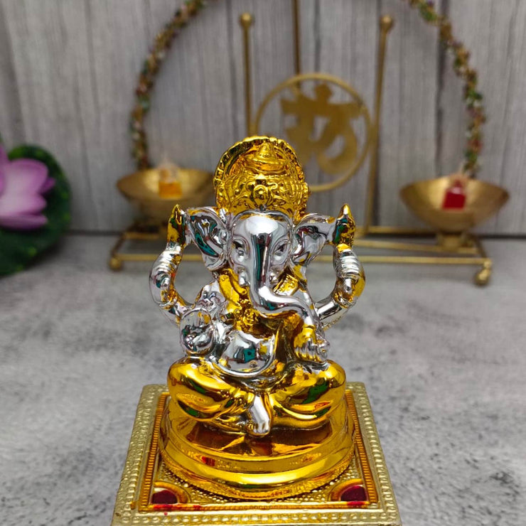 Onesilver Terrracotta TT Goldi Silver Ganesha Idol 1 Pc TT Goldi Silver Ganesha Idol 1 Pc