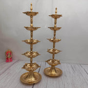 onesilver.in Brass Brass Gopuram 5 Steps Diya Set