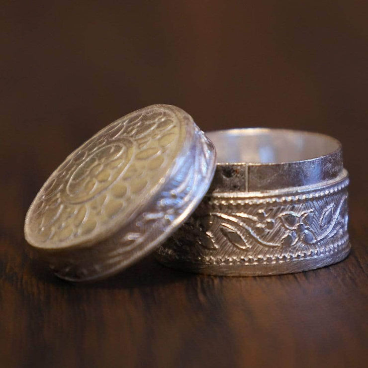 onesilver.in german silver Nakkas Kumkum Dabbi Round Small