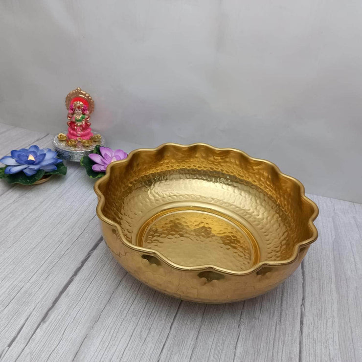 onesilver.in gift set Designer Floral Brass Urali 10.5 inches