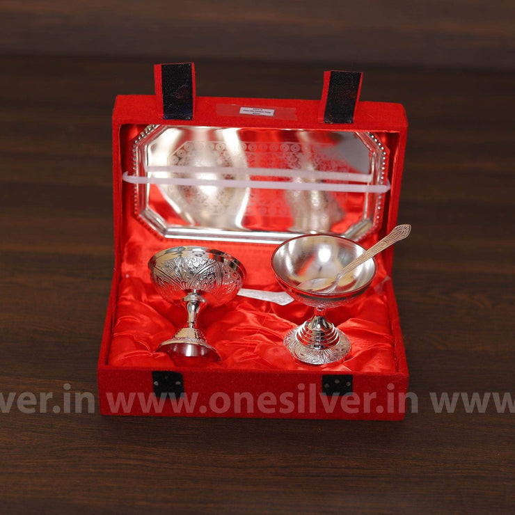 Buy Teejh by Joker and Witch Silver Sia Oxidized Jewellery Gift Set online