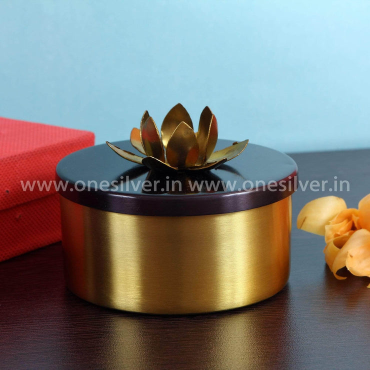 onesilver.in home decor Brass Classic Supari Box 4.5"