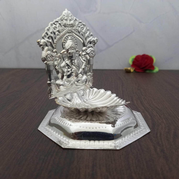 onesilver.in Silver Diya Arch Leaf Ganesha Diya